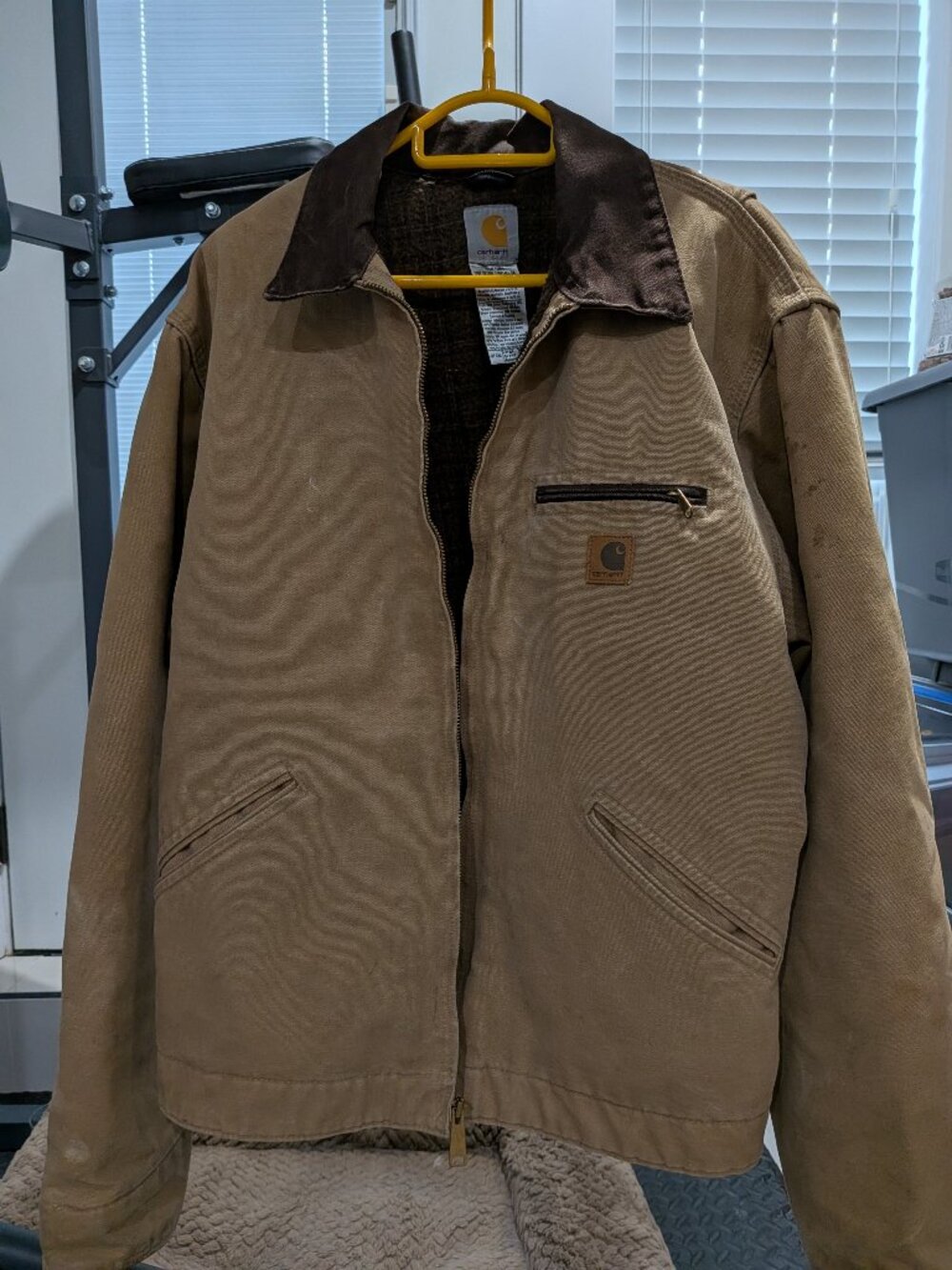 Carhartt J97 Sandstone Detroit Jacket